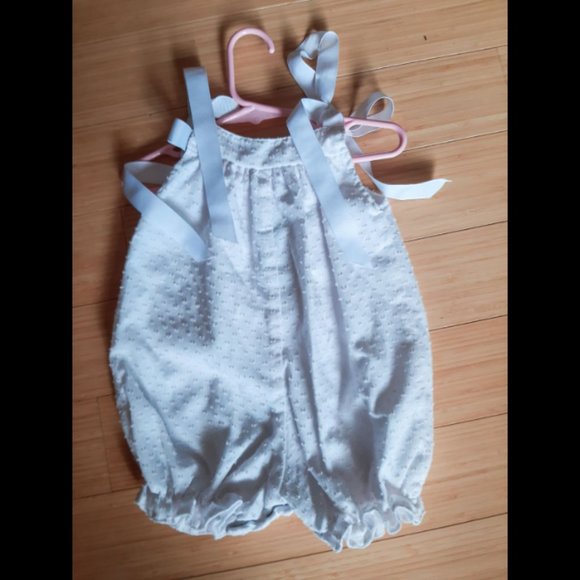 Anvy Kids White Swiss Dot Romper (12m) - Picture 3 of 3